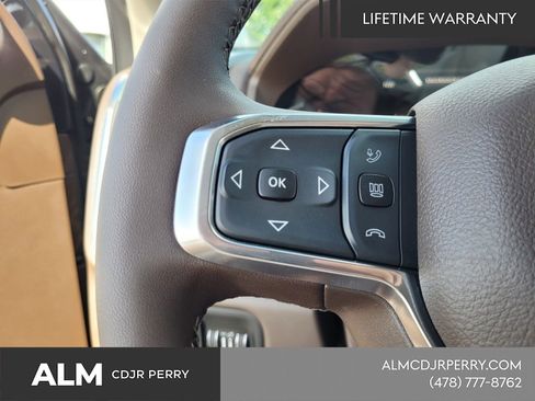 New 2026 RAM 2500 Laramie AWD/4WD image 23