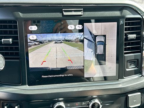New 2026 Ford F250 Lariat w/ Tremor Off-Road Package AWD/4WD image 9