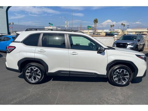 Certified 2026 Subaru Forester Premium AWD/4WD image 7