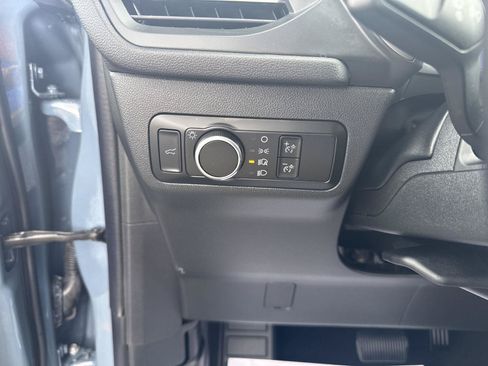 Used 2025 Ford Escape Active w/ Cold Weather Package AWD/4WD image 24