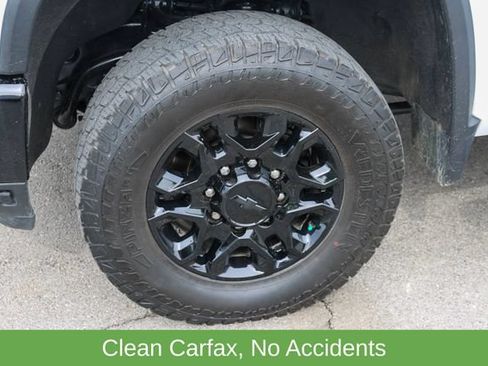 Used 2024 Chevrolet Silverado 2500 LTZ AWD/4WD image 20