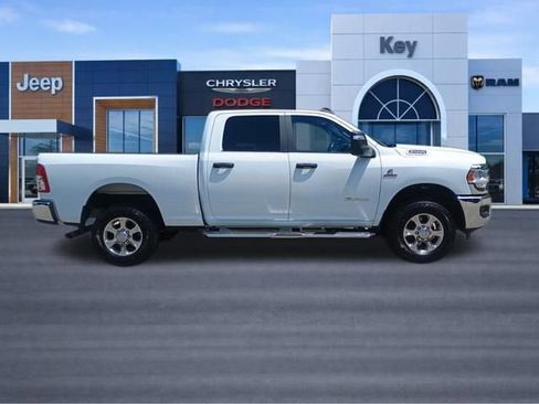 Used 2024 RAM 2500 Big Horn AWD/4WD image 7