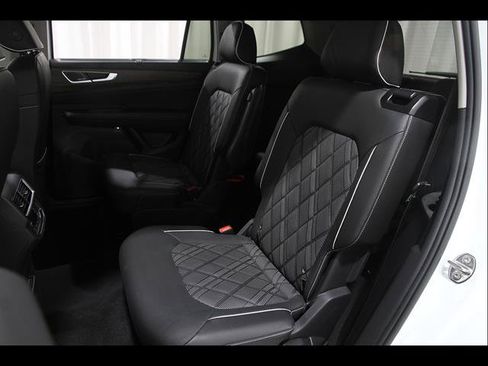 Certified 2026 Volkswagen Atlas SEL Premium R-Line AWD/4WD image 20