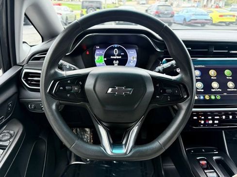 Used 2023 Chevrolet Bolt LT image 28