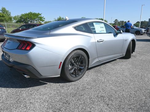 New 2026 Ford Mustang GT RWD image 2
