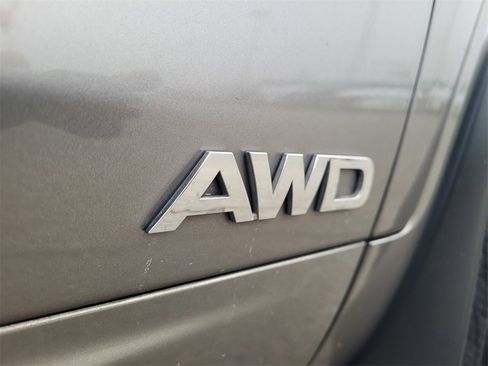 Used 2018 Kia Sorento SX image 31