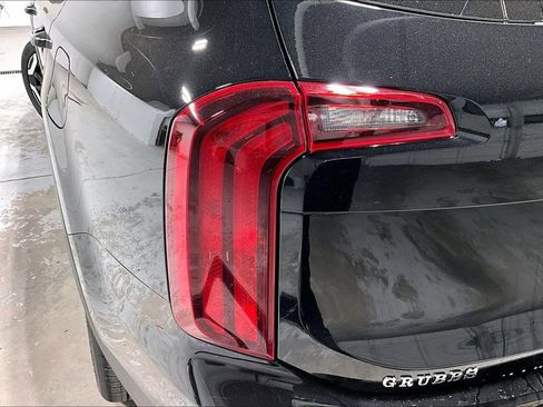 New 2025 Kia Telluride S image 40