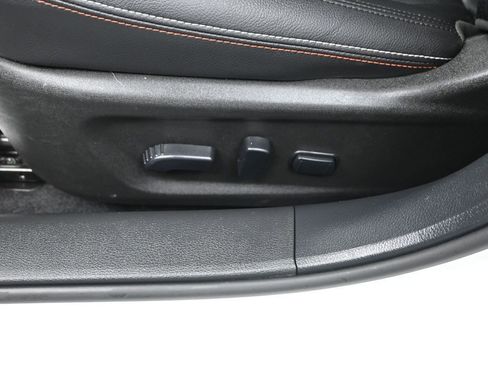 Used 2024 Nissan Altima 2.5 SR w/ SR Premium Package image 12