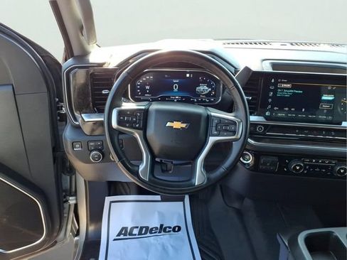 Used 2024 Chevrolet Silverado 3500 LT w/ Convenience Package AWD/4WD image 14