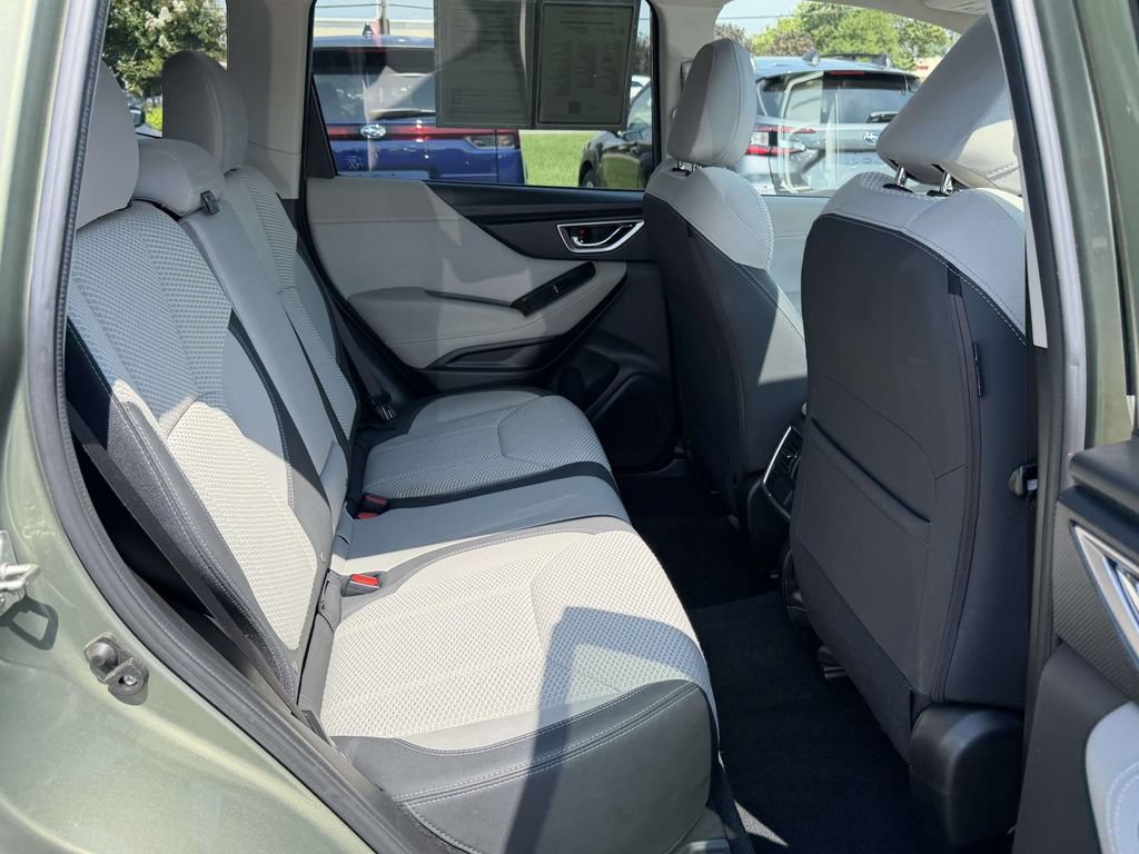 Used 2019 Subaru Forester Premium w/ All-Weather Package AWD/4WD image 13