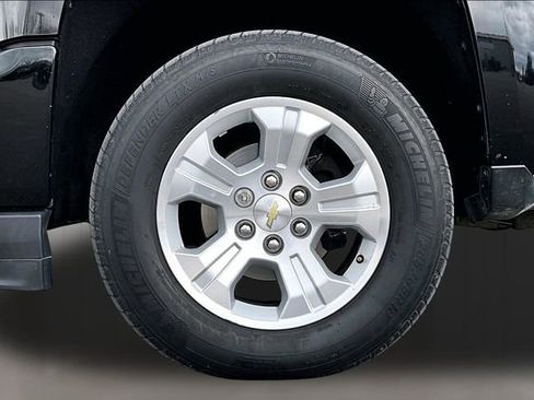 Used 2018 Chevrolet Silverado 1500 LT w/ All Star Edition image 29