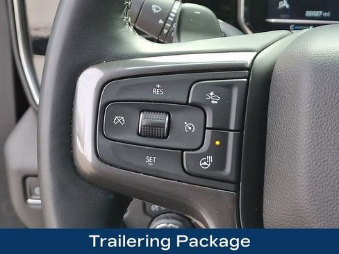 Used 2023 Chevrolet Silverado 1500 High Country w/ Technology Package AWD/4WD image 8