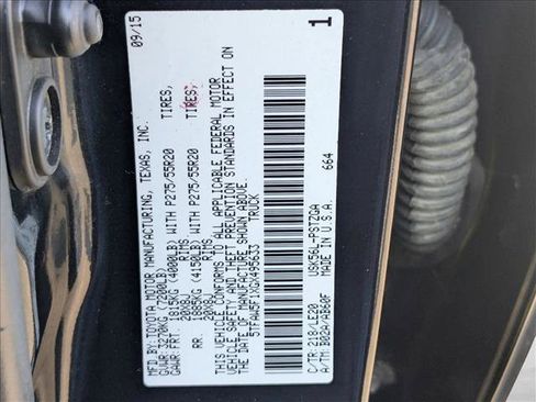 Used 2016 Toyota Tundra Platinum image 25