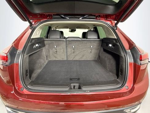 Used 2023 Buick Envision Essence image 24