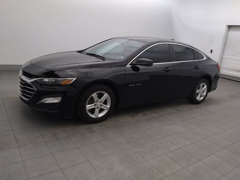 Used 2020 Chevrolet Malibu LS FWD image 2