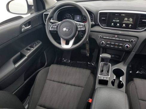 Used 2020 Kia Sportage LX FWD image 12