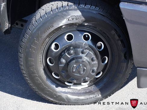 Used 2025 RAM 3500 Laramie AWD/4WD image 19