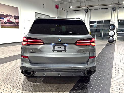 Used 2026 BMW X5 xDrive40i w/ M Sport Package image 6