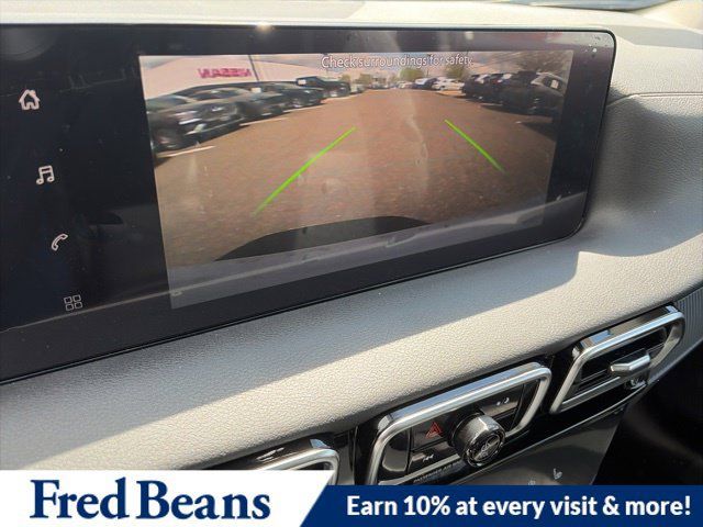 New 2026 Nissan Sentra SV w/ SV Convenience Package FWD image 19