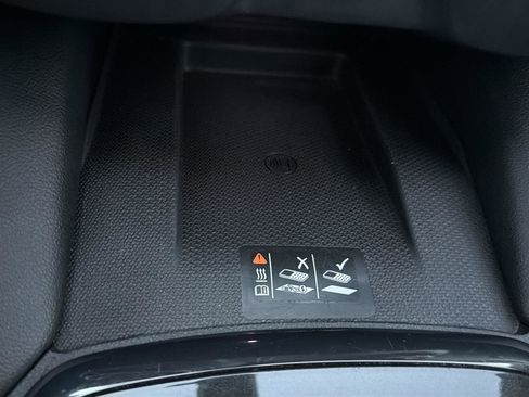 Used 2021 Chevrolet Blazer RS w/ Enhanced Convenience Package image 14