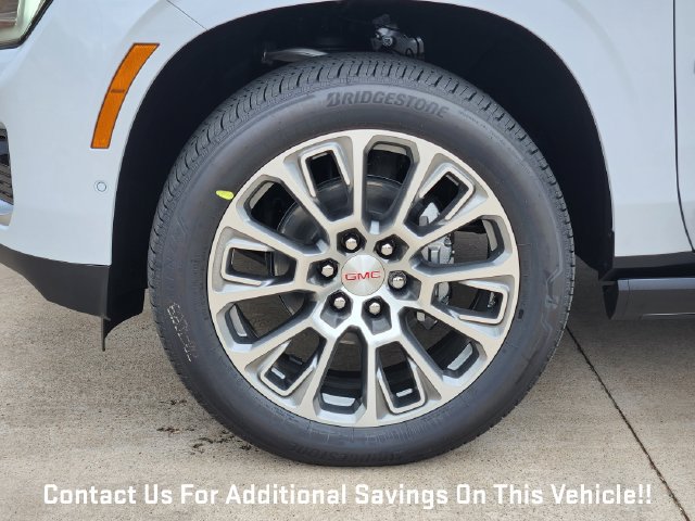 New 2027 GMC Yukon Denali w/ Sun & Power Step Package AWD/4WD image 7