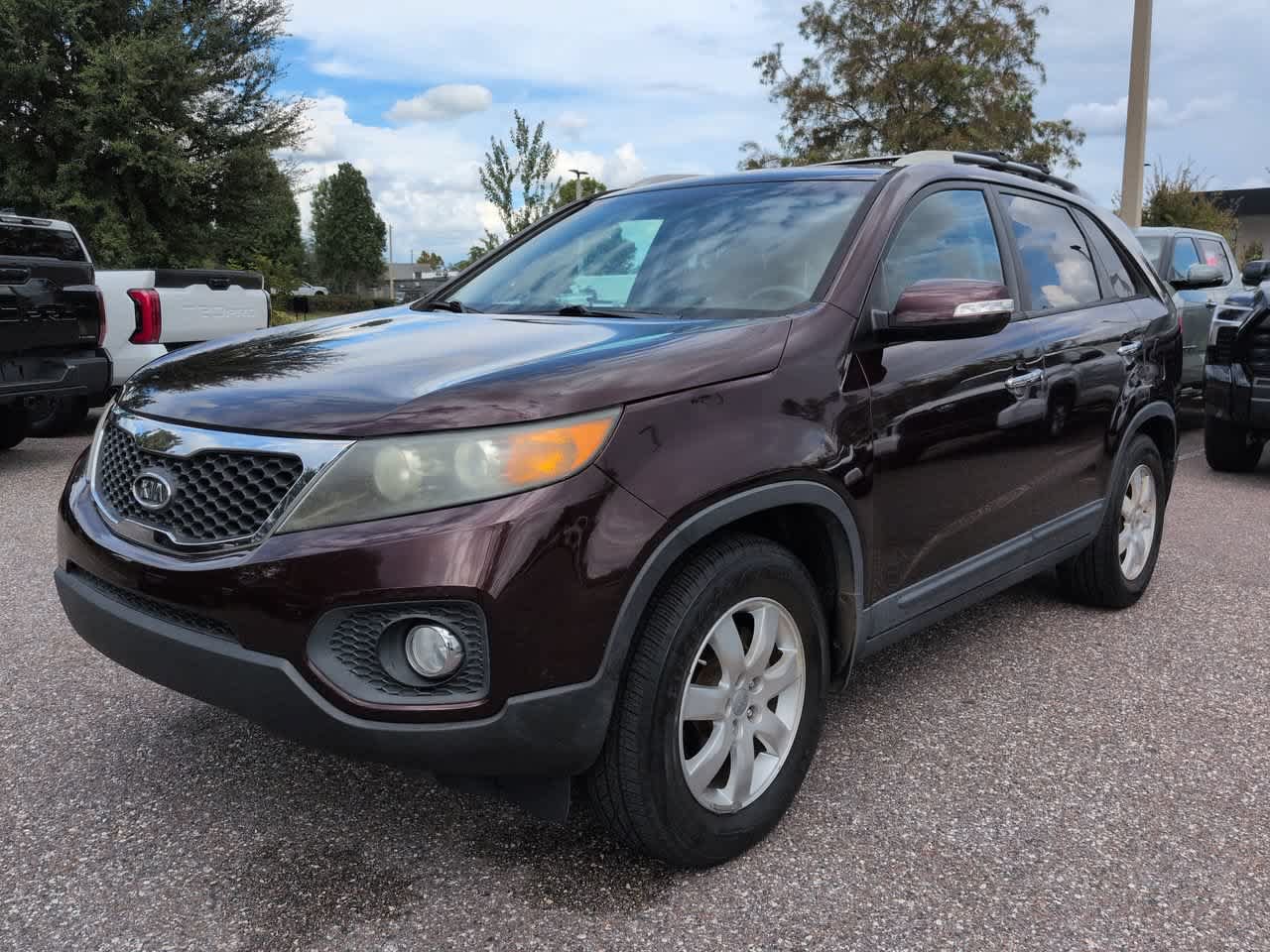 Used 2012 Kia Sorento LX w/ Convenience Pkg FWD image 2