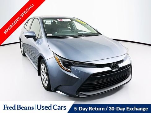 Certified 2024 Toyota Corolla LE image 1