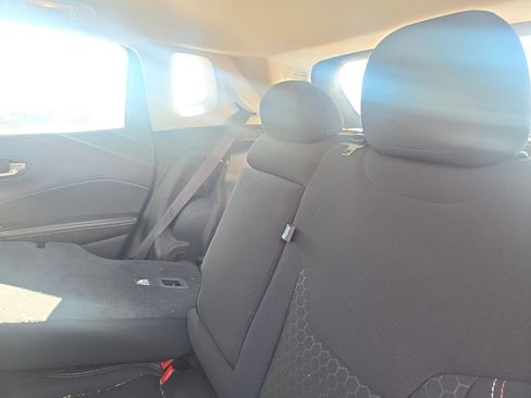 Used 2021 Jeep Compass Sport image 8