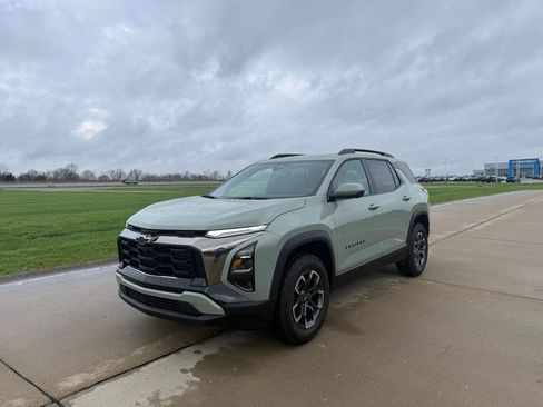 New 2026 Chevrolet Equinox ACTIV w/ Safety and Technology Package FWD image 10