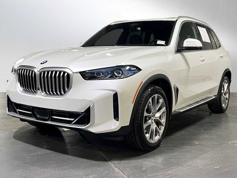 Used 2024 BMW X5 xDrive40i AWD/4WD image 7