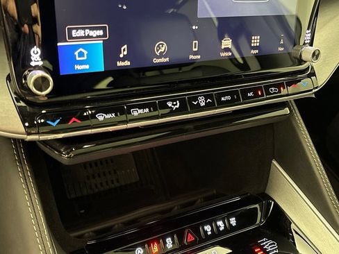 New 2026 Jeep Grand Wagoneer Limited AWD/4WD image 47