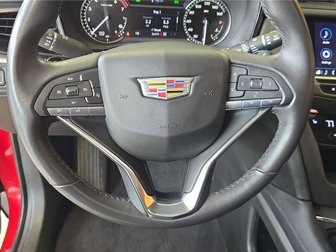 Used 2024 Cadillac XT6 Luxury AWD/4WD image 24