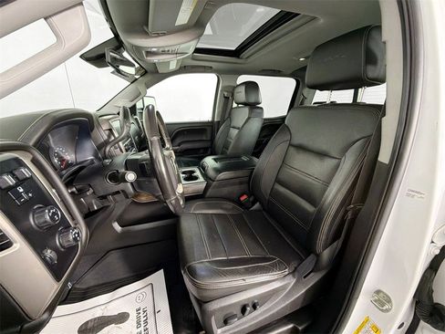 Used 2019 GMC Sierra 3500 Denali image 20