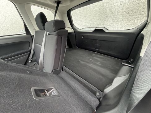 Used 2015 Subaru Forester 2.5i Premium w/ All-Weather Package image 29