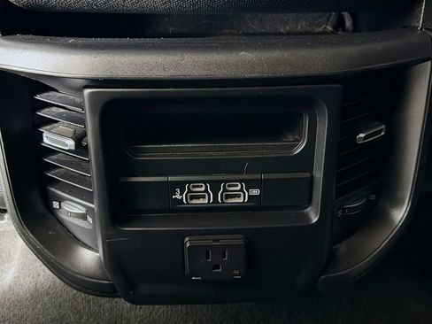 Used 2020 RAM 1500 Laramie w/ Off Road Group AWD/4WD image 22