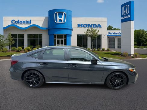 Used 2025 Honda Civic Sport image 8