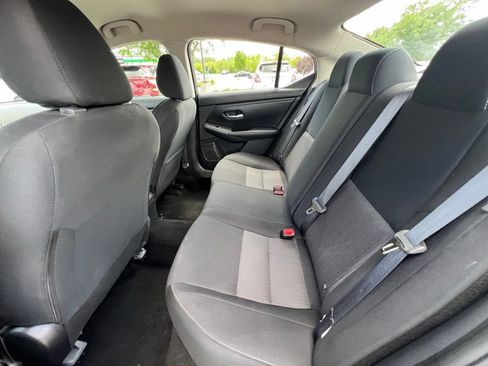 Used 2025 Nissan Sentra SV FWD image 21
