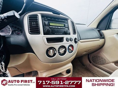 Used 2004 MAZDA Tribute LX image 12