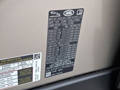 New 2026 Land Rover Range Rover SE image 20