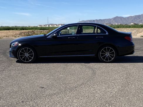 Used 2020 Mercedes-Benz C 300 Sedan image 6