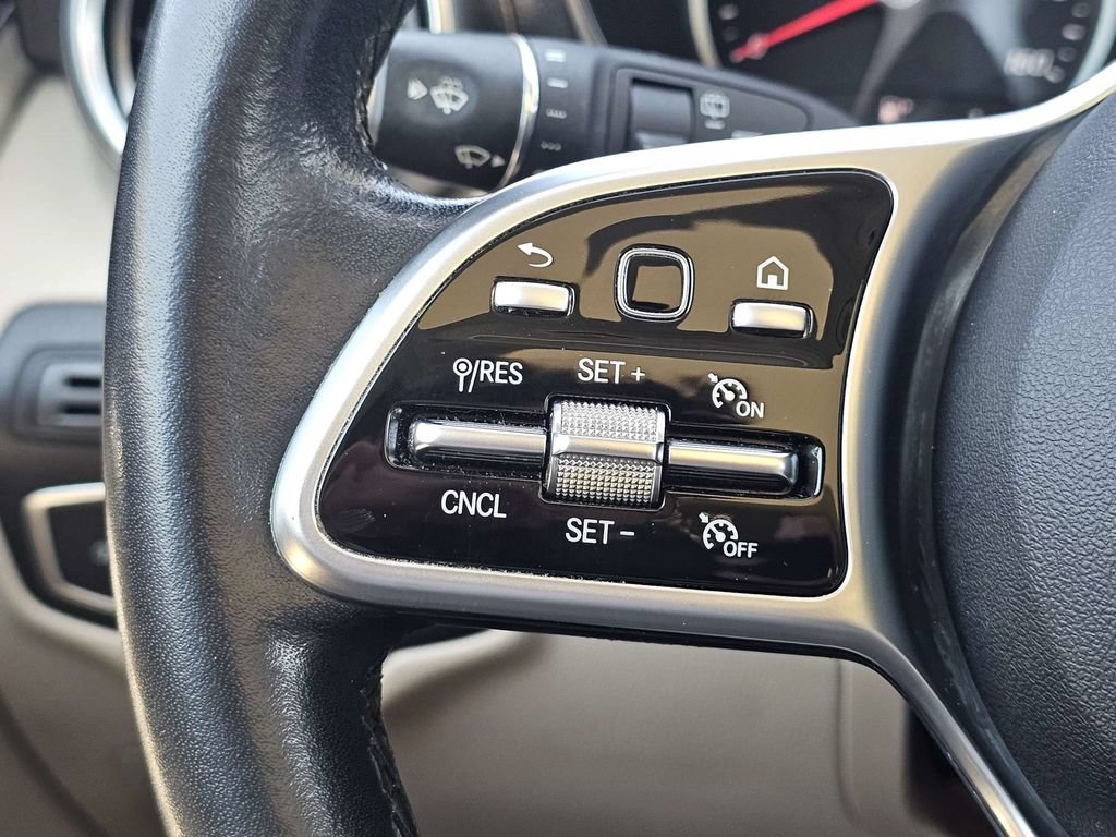 Used 2020 Mercedes-Benz GLC 300 image 28