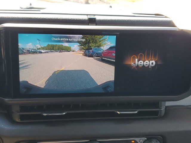 New 2025 Jeep Gladiator Sport AWD/4WD image 27