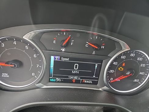 Used 2018 GMC Acadia SLT FWD image 7