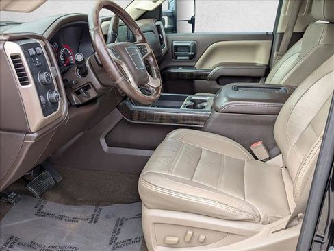 Used 2016 GMC Sierra 2500 Denali w/ Duramax Plus Package image 14