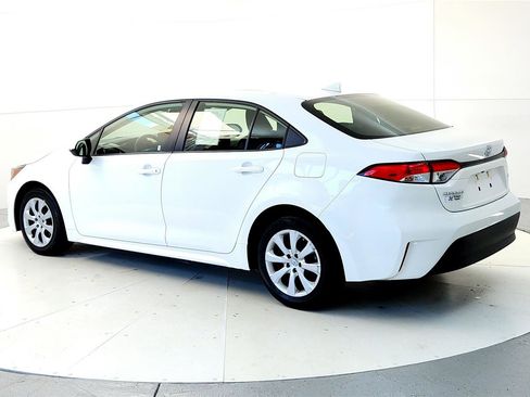 Certified 2023 Toyota Corolla LE image 4