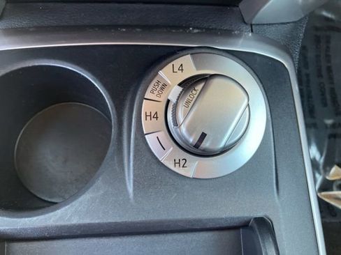 Used 2023 Toyota 4Runner SR5 Premium image 18