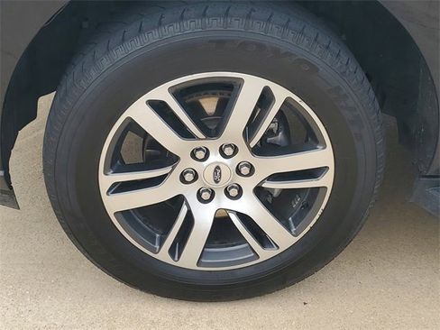 Used 2024 Ford Expedition Max Limited image 40