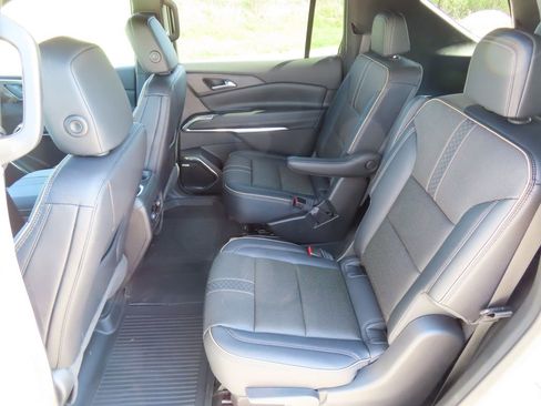 New 2026 Chevrolet Traverse High Country AWD/4WD image 26