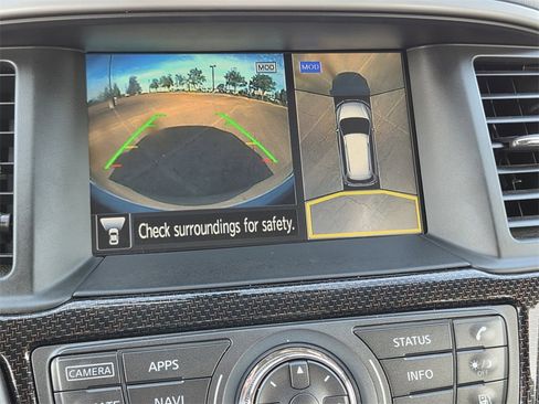 Used 2019 Nissan Pathfinder SL image 12