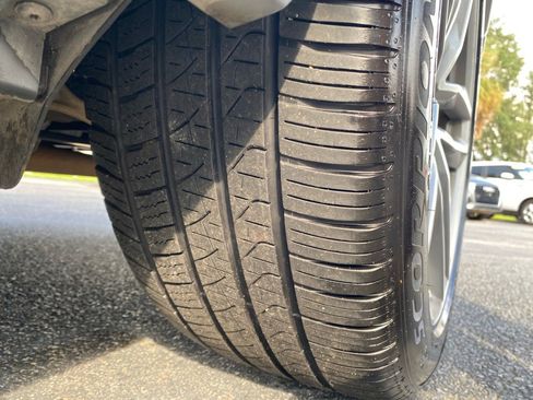 Used 2018 Audi Q7 3.0T Prestige image 14